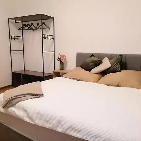 Im Schoenen Denkmalgeschuetzten Ritter Ramm - Altstadt Vor Der Tuer - Barrierefrei - Mit Homeoffice - Wlan Und Tv - Willkommen * جوسلار