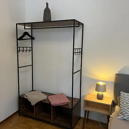 شقة Historische Stufenfreie Ferienwohnung Im Ritter Ramm - In Altstadt Goslar - Historical Holiday Apartment - Step-Free - In Goslar Old Town - Wlan - Office - Tv - Waschmaschine - Welcome *